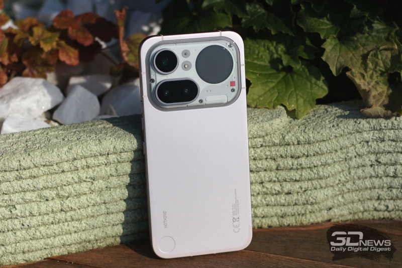 Nothing Phone (4a) и Phone (4a) Pro поступили в продажу в России&nbsp;&mdash; от 49 999 рублей