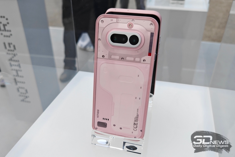 Nothing Phone (4a) и Phone (4a) Pro поступили в продажу в России&nbsp;&mdash; от 49 999 рублей