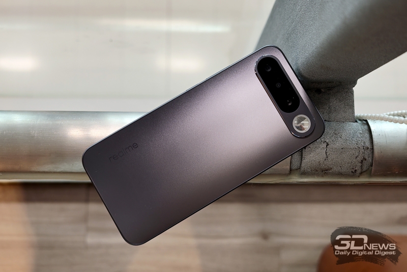 Обзор смартфона realme 16 5G: свет мой, зеркальце, скажи