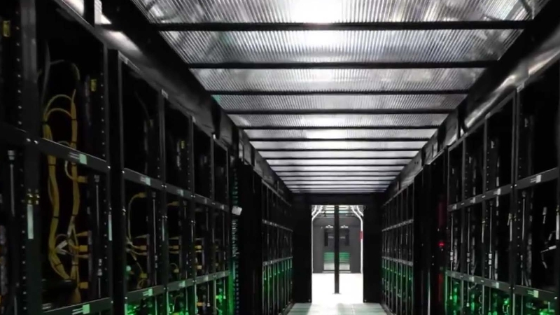 Oracle уволила 30 000 сотрудников ради ИИ и ЦОД, а уволенные объединились для борьбы за компенсации