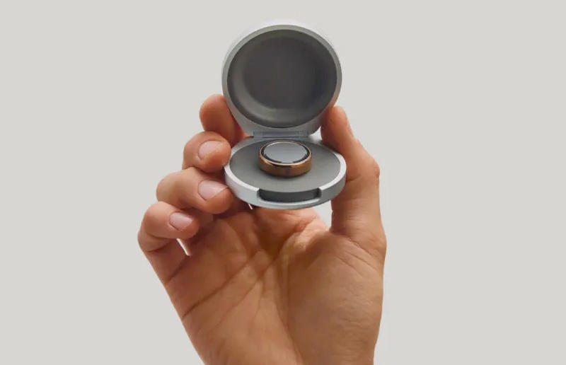 Представлено умное кольцо Oura Ring 5 за $399 &mdash; оно на 40 % компактнее и умеет следить за артериальным давлением