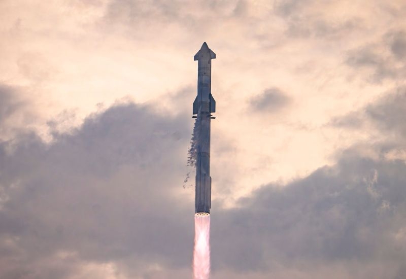 SpaceX остаётся убыточной компанией и больше всего сейчас тратит на ИИ, а не на космос