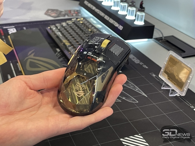 Asus представила мышь ROG Harpe II Extreme Edition 20 с прозрачным корпусом, позолотой и ценой $260