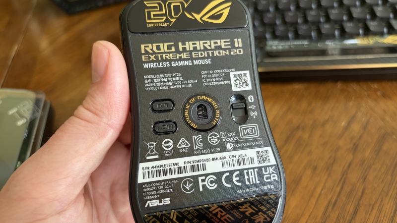 Asus представила мышь ROG Harpe II Extreme Edition 20 с прозрачным корпусом, позолотой и ценой $260