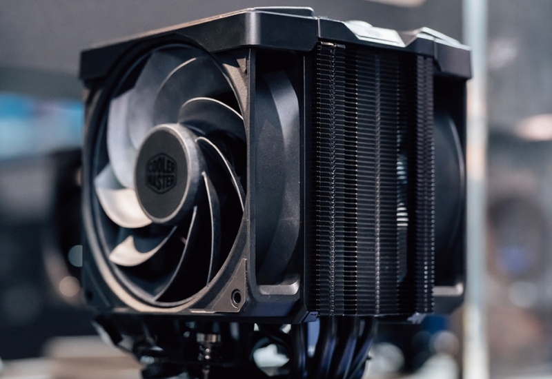 Cooler Master представила процессорный кулер V8 Ace 3DHP с &laquo;экстремальной&raquo; эффективностью теплоотвода