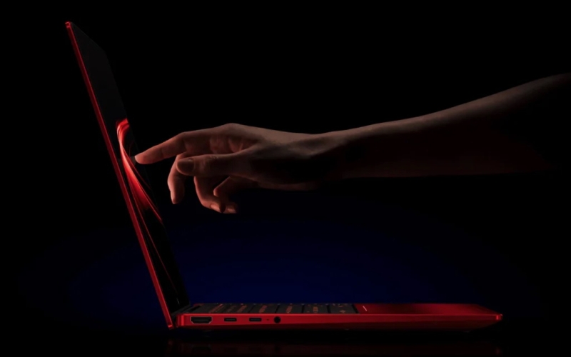 HP и Ferrari выпустили ярко красный ноутбук HP Limited Edition Scuderia Ferrari AI PC за&nbsp;$5599