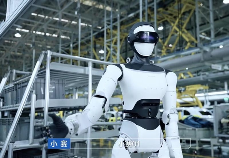 Китайский автопроизводитель Seres представил человекоподобного робота Xiaosai&nbsp;&mdash; он умеет поддерживать беседу