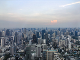 Обзор HUAWEI nova 15 MAX: смартфон для таксистов