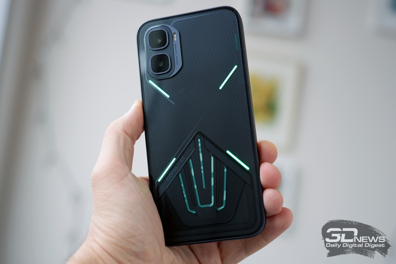 Обзор Infinix GT 50 Pro: геймерский смартфон со встроенной СЖО