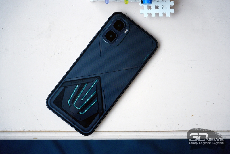 Обзор Infinix GT 50 Pro: геймерский смартфон со встроенной СЖО