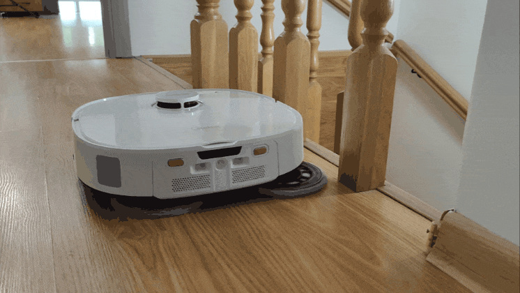 Обзор робота-уборщика Midea VCR V15 MAX ULTRA: не разменивайся на мелочи (но не переплачивай)
