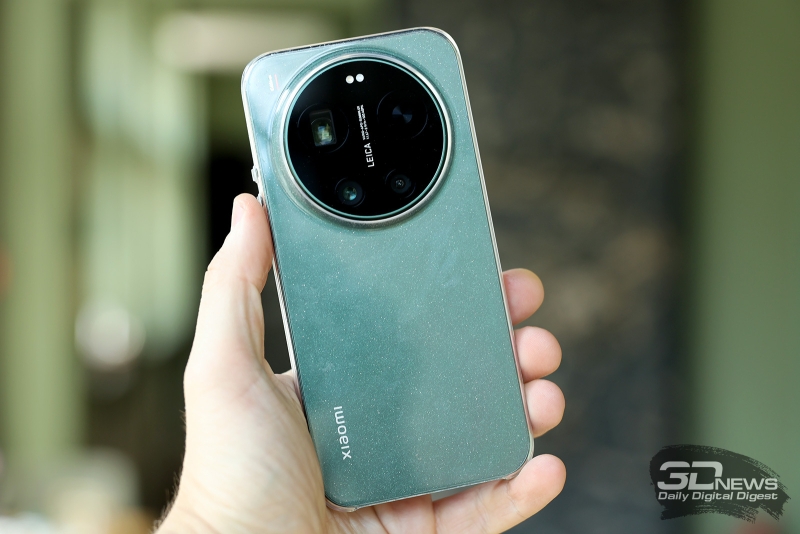 Обзор смартфона Xiaomi 17 Ultra: человечный камерофон с настоящим зумом
