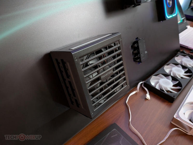 Phanteks представила на Computex 2026 россыпь корпусов, вентиляторы и блоки питания
