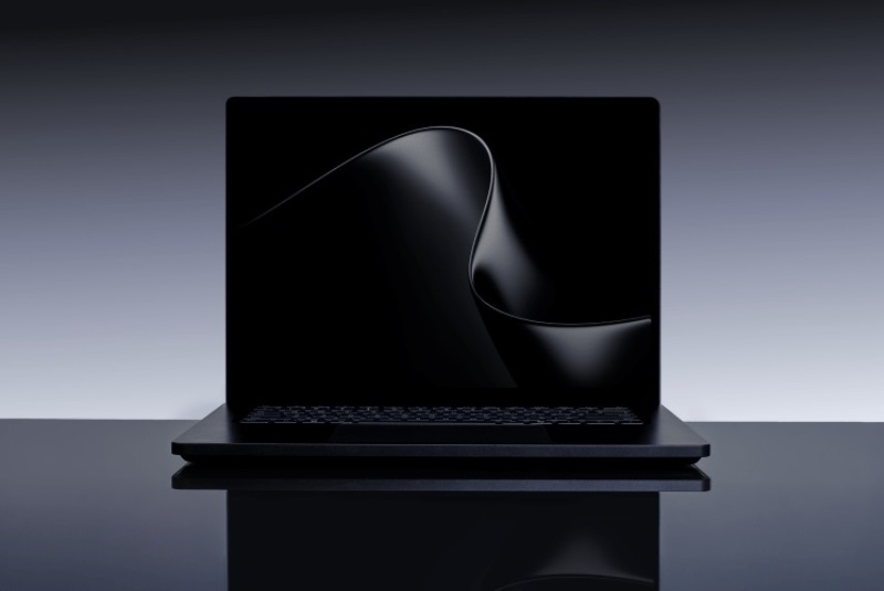 Представлен Surface Laptop Ultra &mdash; это самый мощный ноутбук Microsoft, и он получил процессор Nvidia RTX Spark