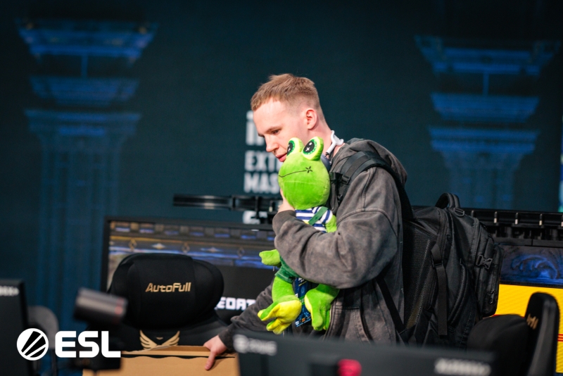Репортаж с IEM Cologne Major 2026: Жаб Жабыч, триумф NiKo и главные сенсации мейджора по CS2