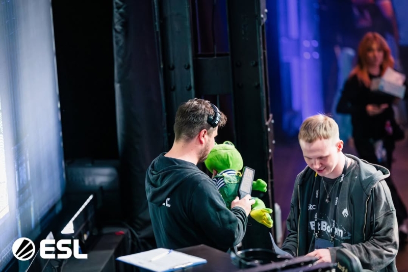 Репортаж с IEM Cologne Major 2026: Жаб Жабыч, триумф NiKo и главные сенсации мейджора по CS2
