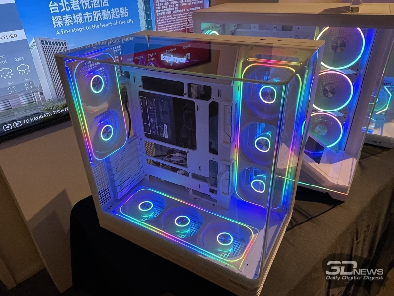 Репортаж со стенда&nbsp;1stPlayer на Computex 2026: панорамные корпуса,&nbsp;СЖО и кулеры с экранами и компактные, но мощные блоки питания
