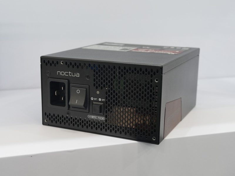 Seasonic показала прототип 1600-Вт блока питания Prime TX Noctua Edition с защитой разъёмов 12V-2&times;6