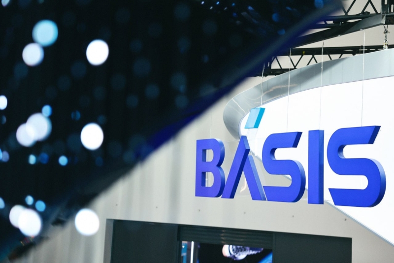 CNews снова поставил Basis Workplace на первое место в рейтинге VDI