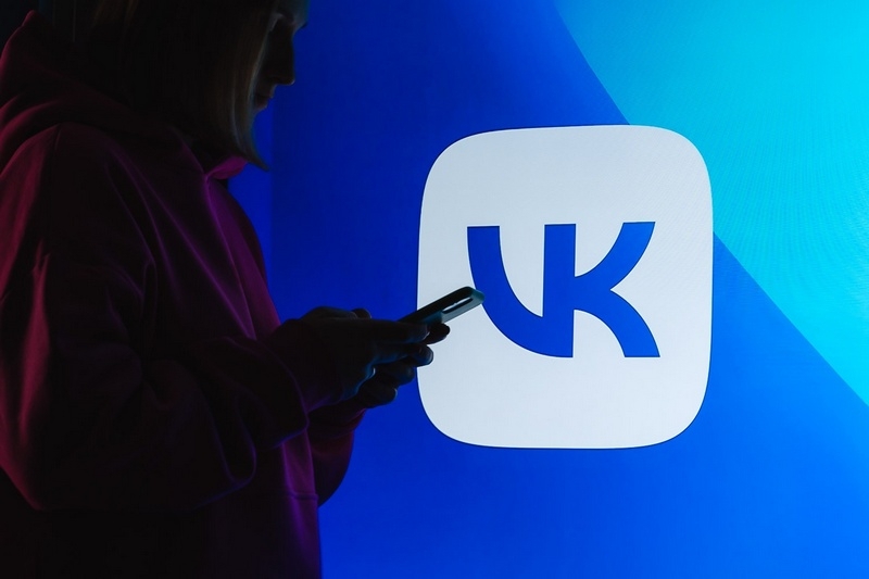 Google удалила приложения Max и VK из магазина «Play Маркет»