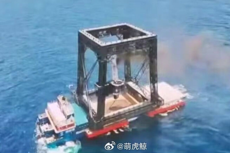 Китай впервые успешно испытал аналог ракеты SpaceX Falcon 9 &mdash; многоразовую ступень поймали морским &laquo;батутом&raquo;