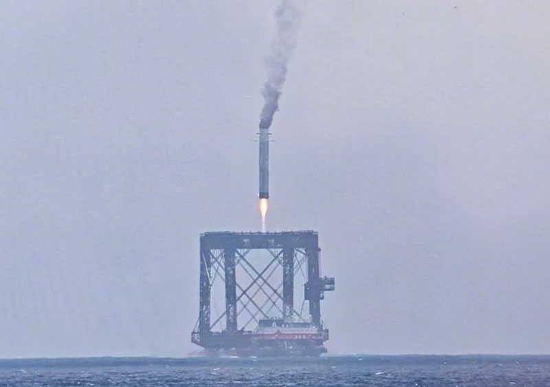 Китай впервые успешно испытал аналог ракеты SpaceX Falcon 9 &mdash; многоразовую ступень поймали морским &laquo;батутом&raquo;