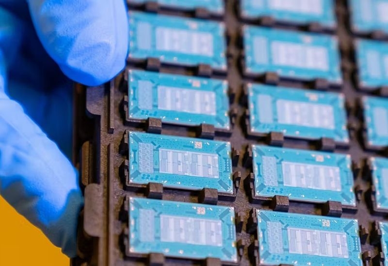 Intel неожиданно привлекла до $23 млрд — аналитики увидели признаки успеха её контрактного бизнеса