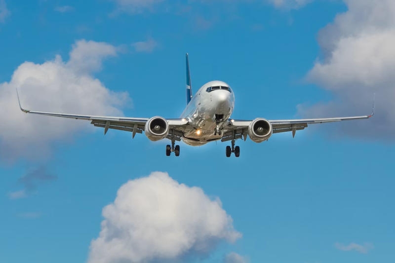 Монетка для взлома самолёта: найден способ влезть в системы Boeing 737 с помощью крошечного гаджета