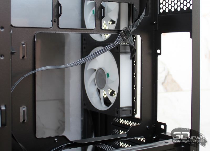 Обзор и тестирование панорамного корпуса DeepCool CG590U 5F