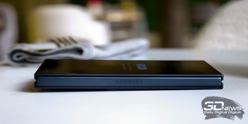 Обзор складного смартфона Samsung Galaxy Z Fold8, который делает подобные устройства более осмысленными