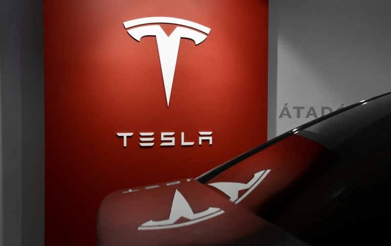 Tesla отзывает 3 млн электромобилей в Китае — владельцам покажут, как открыть двери при аварии