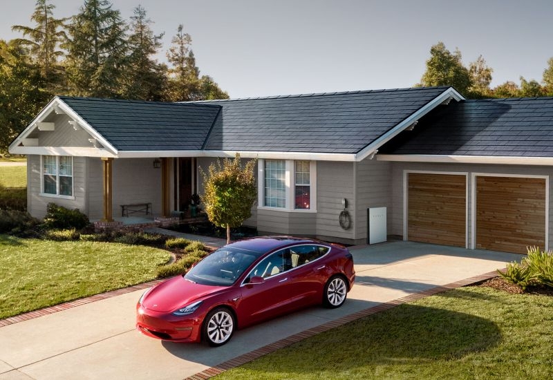 Tesla свернула производство черепицы, способной добывать электроэнергию из солнечного света