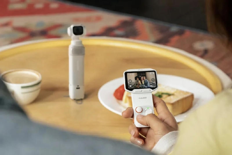 Выпущена компактная камера на подвесе Insta360 Luna Pro с вертикальной съёмкой в 4K и трекером головы