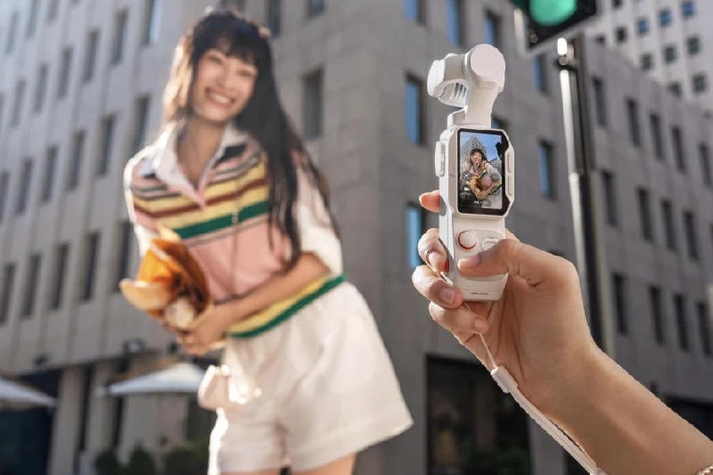 Выпущена компактная камера на подвесе Insta360 Luna Pro с вертикальной съёмкой в 4K и трекером головы