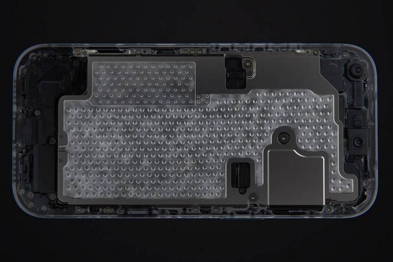 Apple представила iPhone 18 Pro и Pro Max с улучшенными камерами и повышенной автономностью — от $1199