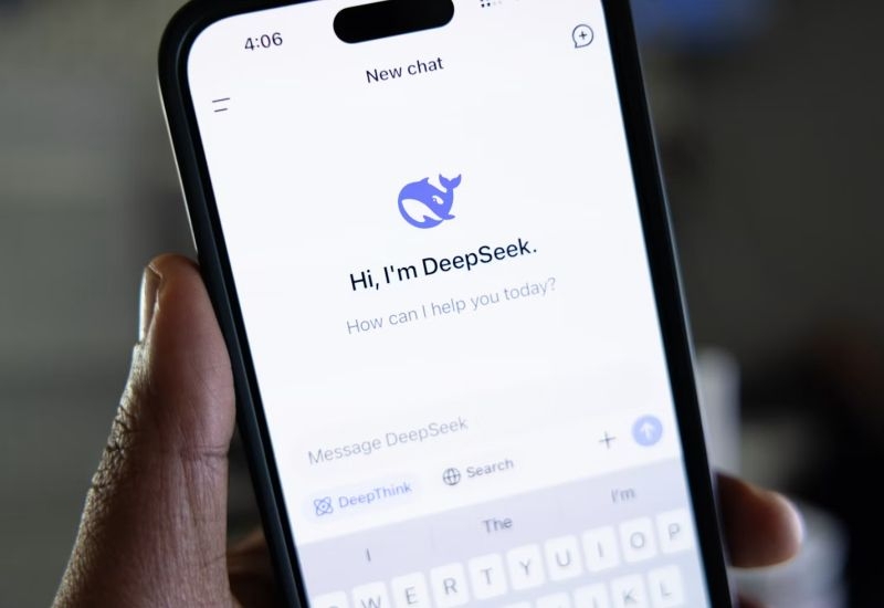 Китайская DeepSeek будет активнее переходить на ИИ-ускорители Huawei