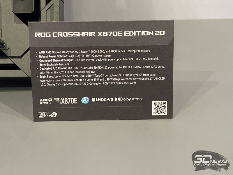 Asus встроила во флагманскую плату ROG Crosshair X870E Edition 20 огромный OLED-дисплей и&nbsp;360-мм СЖО