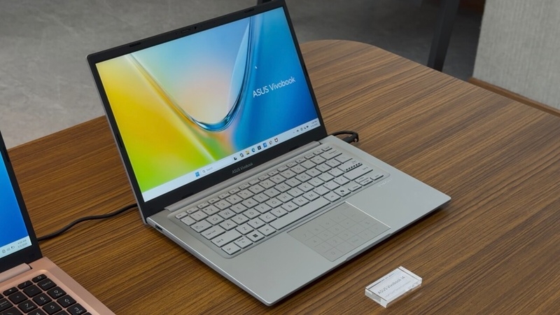 Asus выпустила бюджетные ноутбуки Vivobook S14 и S16 на шестиядерных Core 7&nbsp;&mdash; младший метит в конкуренты MacBook Neo
