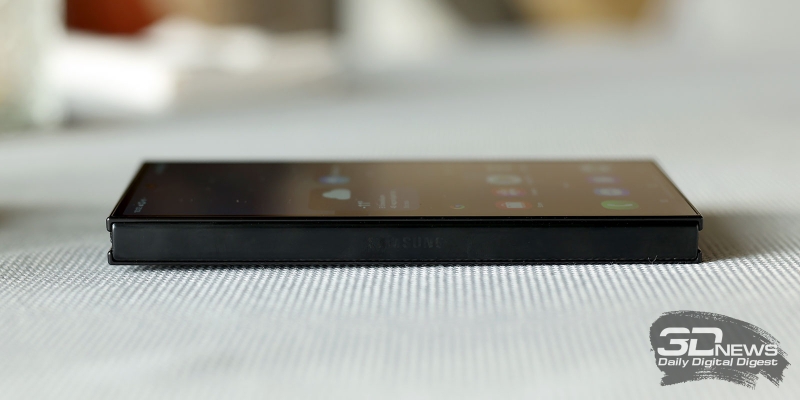 Обзор Samsung Galaxy Z TriFold: тройной складной смартфон по цене квартиры в Воркуте