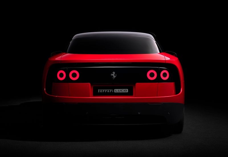 После провального дебюта Ferrari Luce глава Lamborghini убедился в правильности ставки на гибриды