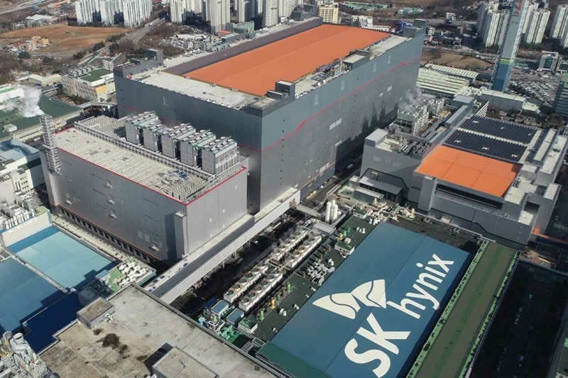 Пожар на заводе памяти SK hynix привёл к утечке опасного газа и эвакуации 3600 человек&nbsp;&mdash; производство не пострадало