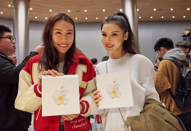 Продажи смартфонов в Китае рухнули на 4 % с начала года, но Apple показала рост сразу на 23 %