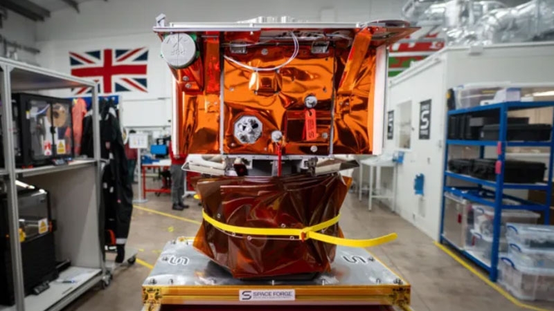 Прототип частной полупроводниковой фабрики на орбите Земли впервые выработал плазму в космосе