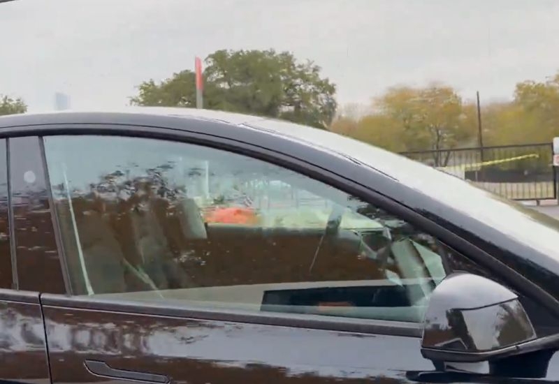 Роботакси Tesla стали автономны: в Техасе из салона машин исчез даже страхующий сотрудник