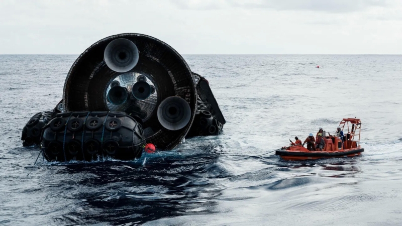 Уцелевший после приводнения в Индийском океане Starship добуксировали до Острова Рождества